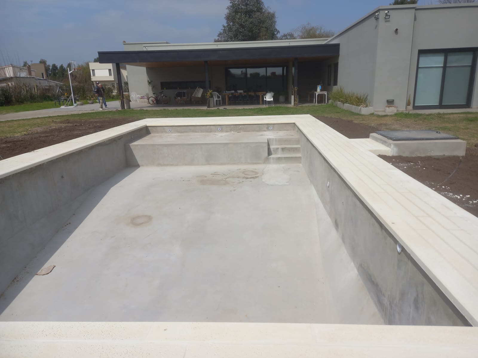 Construcción y Ampliación de Pileta